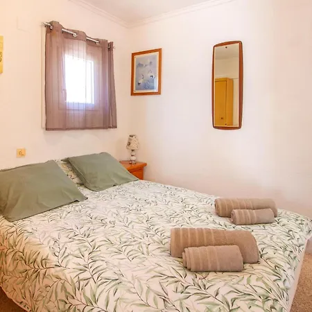 Vakantiehuis 2 Bedroom Amazing Home In Torrevieja